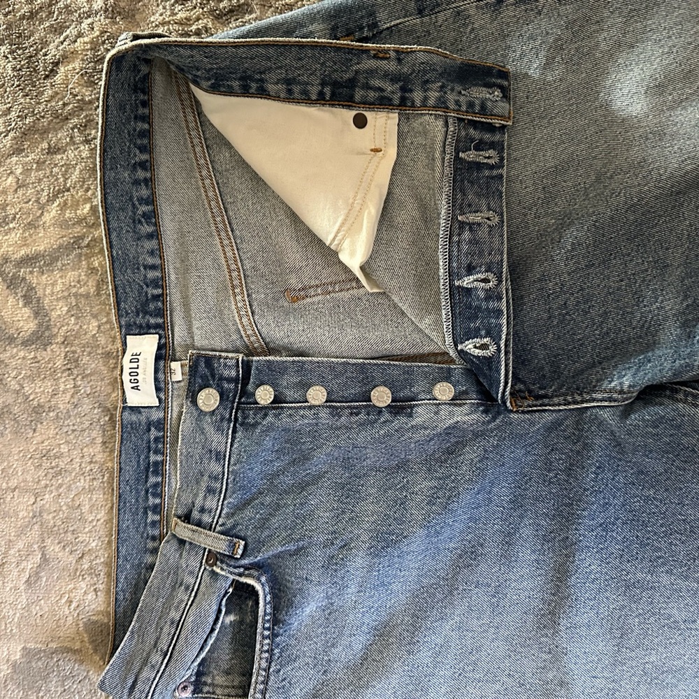 Agolde Riley Distressed Ankle Jeans - Picture 6 of 7